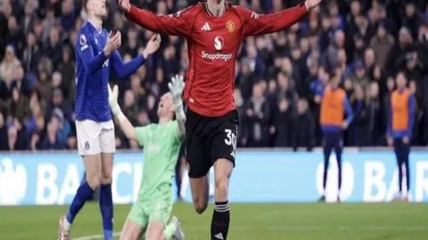 战神对决！格林直面裁判争议，桑托斯力挺库里，焦点之战风云再起！